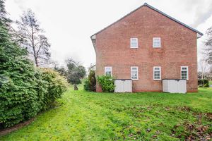 Photo 12- click for photo gallery